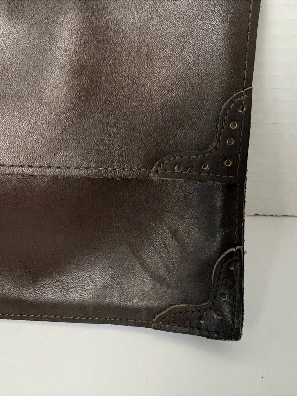 Vtg. HLC chocolate brown leather western envelope clutch